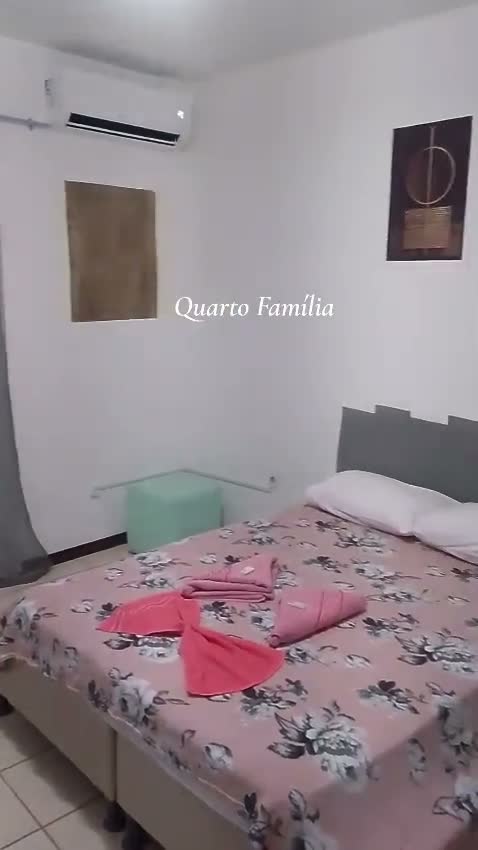 Tour em vídeo pelo Quarto Família da Hospedagem do Tchê